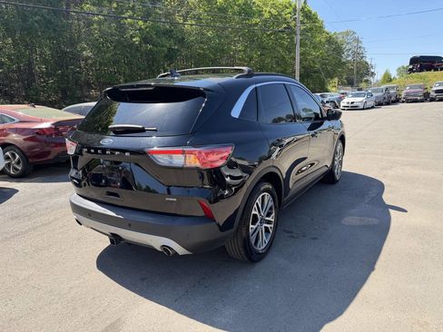 Used 2022 Ford Escape SEL w/ Technology Package image 5