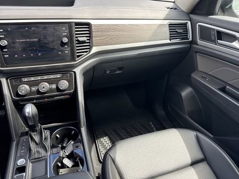 Used 2022 Volkswagen Atlas SE image 14