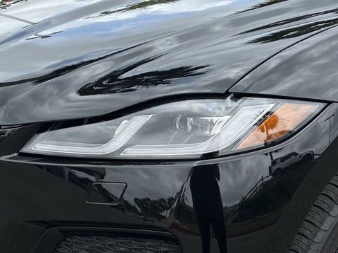 New 2026 Jaguar F-PACE R-Dynamic S image 16