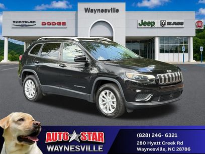 Used 2021 Jeep Cherokee Latitude w/ Mopar Interior Package