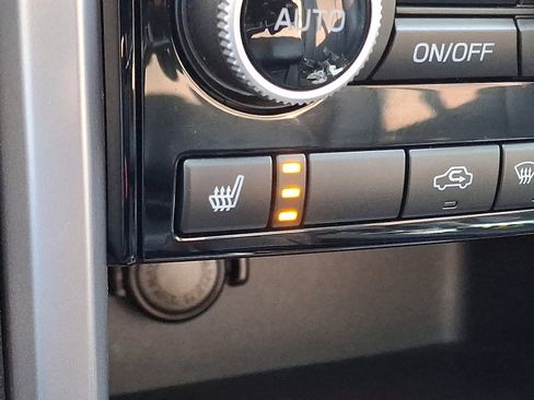 Used 2021 Subaru Ascent Limited w/ Technology Package image 24