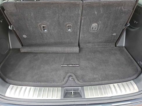 Used 2020 Hyundai Palisade Limited image 36