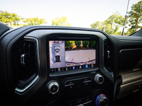 Used 2020 GMC Sierra 3500 Denali w/ Denali Ultimate Package AWD/4WD image 24