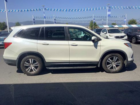 Used 2016 Honda Pilot EX image 7