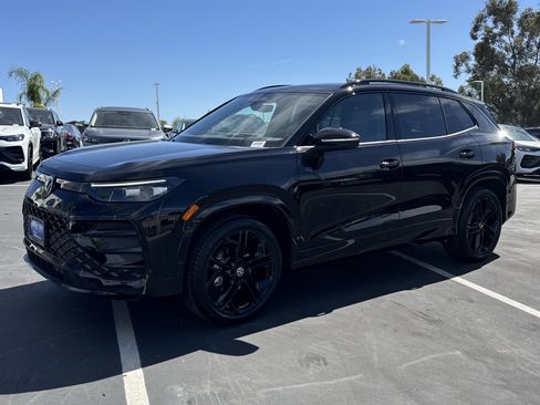 New 2026 Volkswagen Tiguan SE R-Line image 5