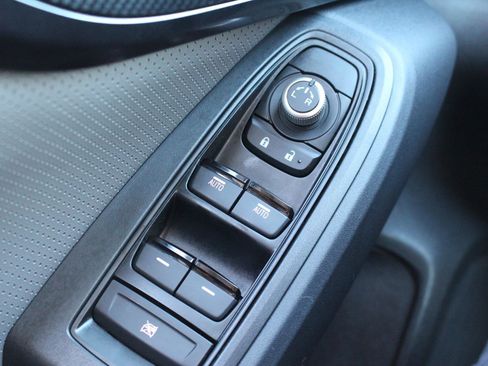 Used 2023 Subaru Crosstrek 2.5i Sport image 29