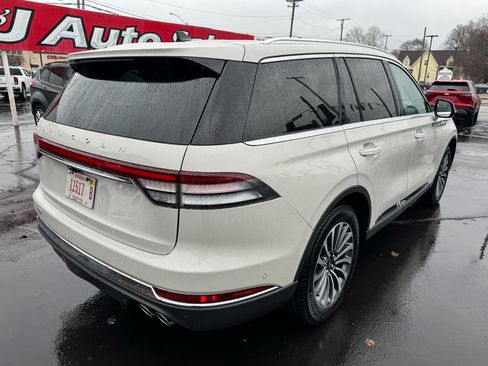 Used 2024 Lincoln Aviator Reserve w/ Equipment Group 201A image 5