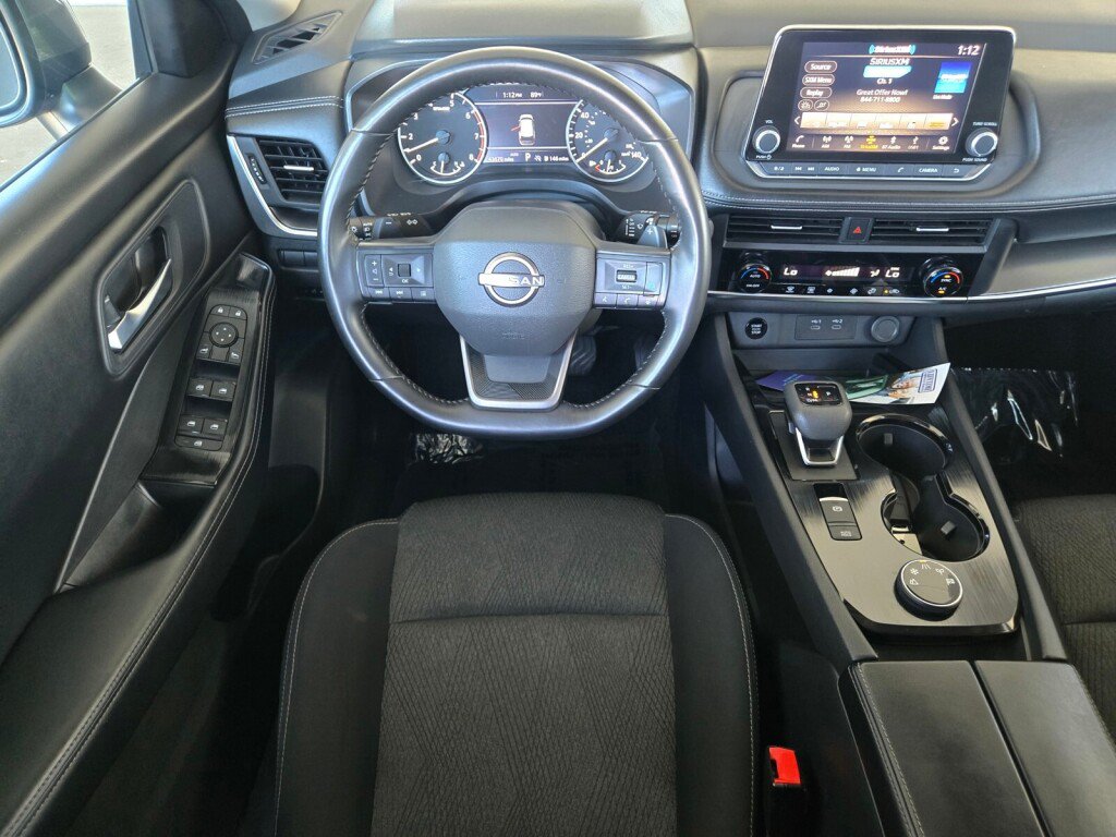Used 2025 Nissan Rogue SV AWD/4WD image 11