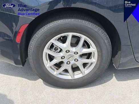 Used 2023 Chrysler Pacifica Touring-L FWD image 21