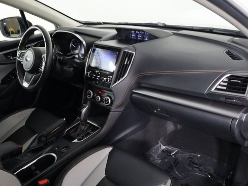 Used 2022 Subaru Crosstrek 2.5i Limited w/ Popular Package #4 image 9