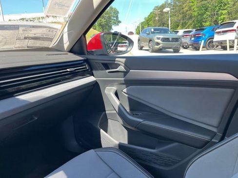 New 2026 Volkswagen Jetta SE FWD image 18