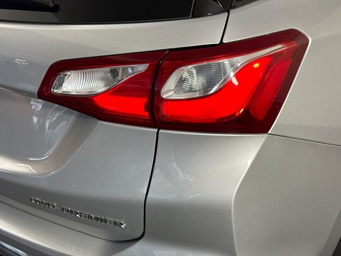 Used 2020 Chevrolet Equinox Premier AWD/4WD image 34