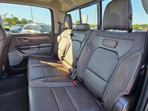 Used 2025 RAM 1500 Limited w/ Trailer Tow Group image 32