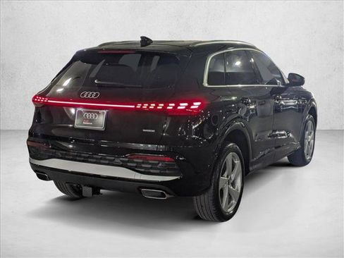 New 2025 Audi Q5 Premium Plus image 2