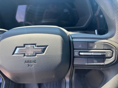 Used 2025 Chevrolet Colorado Trail Boss w/ Midnight Edition AWD/4WD image 29