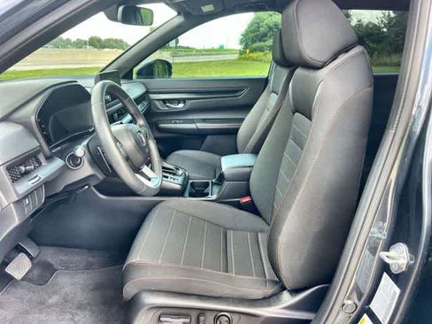 Used 2024 Honda CR-V Sport image 11