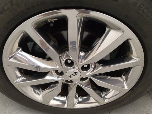Used 2017 Kia Sorento SX AWD/4WD image 31