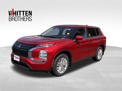 Used 2023 Mitsubishi Outlander ES
