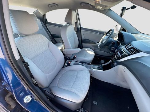 Used 2017 Hyundai Accent SE FWD image 29
