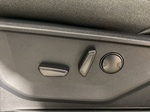 Used 2025 Ford F150 XLT w/ Equipment Group 302A MID image 11