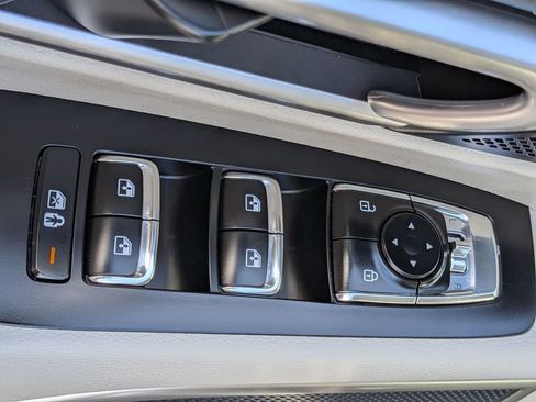 Used 2025 Kia Telluride S image 15