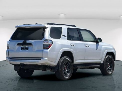 Used 2021 Toyota 4Runner TRD Off-Road Premium w/ Moonroof Package AWD/4WD image 7