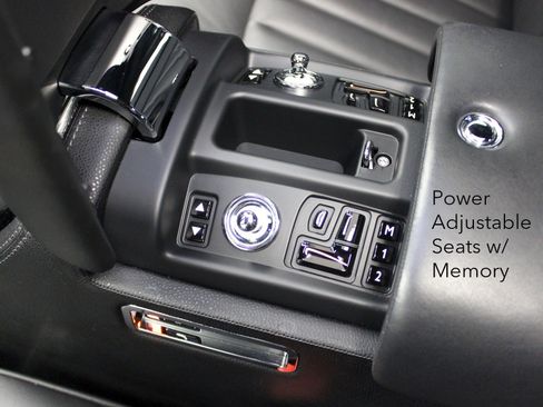Used 2007 Rolls-Royce Phantom Sedan RWD image 19