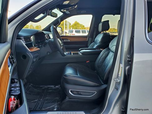 Used 2024 Jeep Grand Wagoneer L Series III image 27