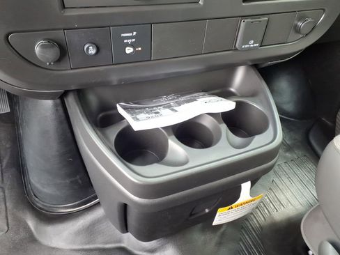 New 2026 Chevrolet Express 2500 w/ Driver Convenience Package RWD image 17