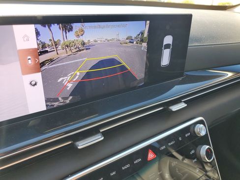 Used 2025 Genesis GV80 2.5T image 31