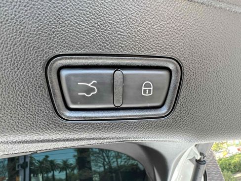 Used 2023 Maserati Grecale Modena AWD/4WD image 52