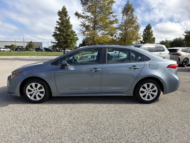 Used 2020 Toyota Corolla LE FWD image 6