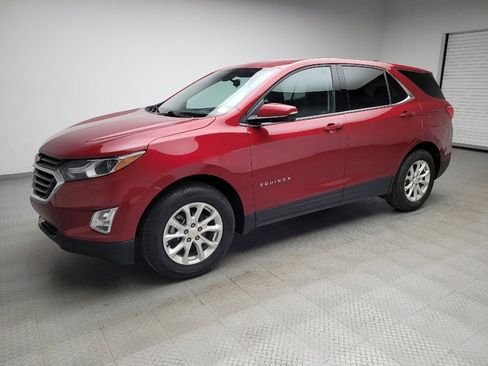 Used 2018 Chevrolet Equinox LT image 2