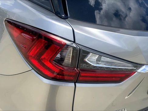 Used 2019 Lexus RX 350L image 28