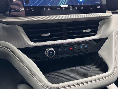 New 2026 Ford Explorer Active w/ Active Comfort Package AWD/4WD image 22
