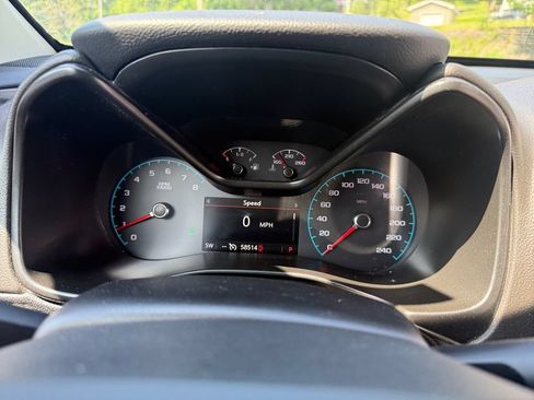 Used 2022 GMC Canyon AT4 w/ Trailering Package AWD/4WD image 16