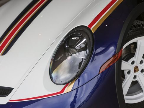 Used 2024 Porsche 911 Dakar image 14