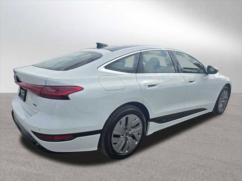 New 2025 Audi A6 e-tron Premium image 2