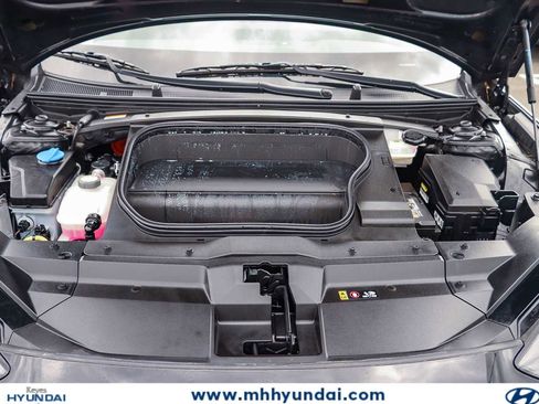 Used 2024 Hyundai Ioniq 6 SE RWD image 24