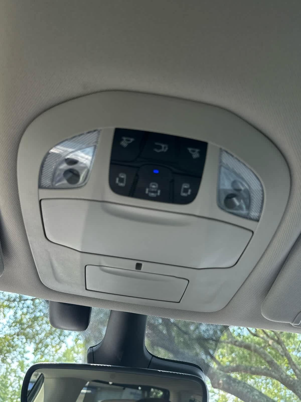 Used 2021 Chrysler Pacifica Touring-L w/ Premium & Safety Sphere Group FWD image 30