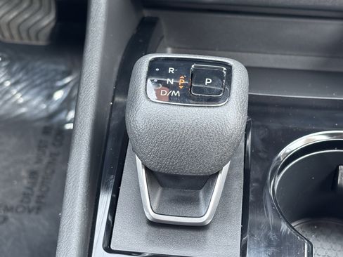 Used 2023 Nissan Rogue SV FWD image 23