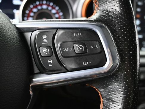 Used 2021 Jeep Gladiator Mojave AWD/4WD image 27