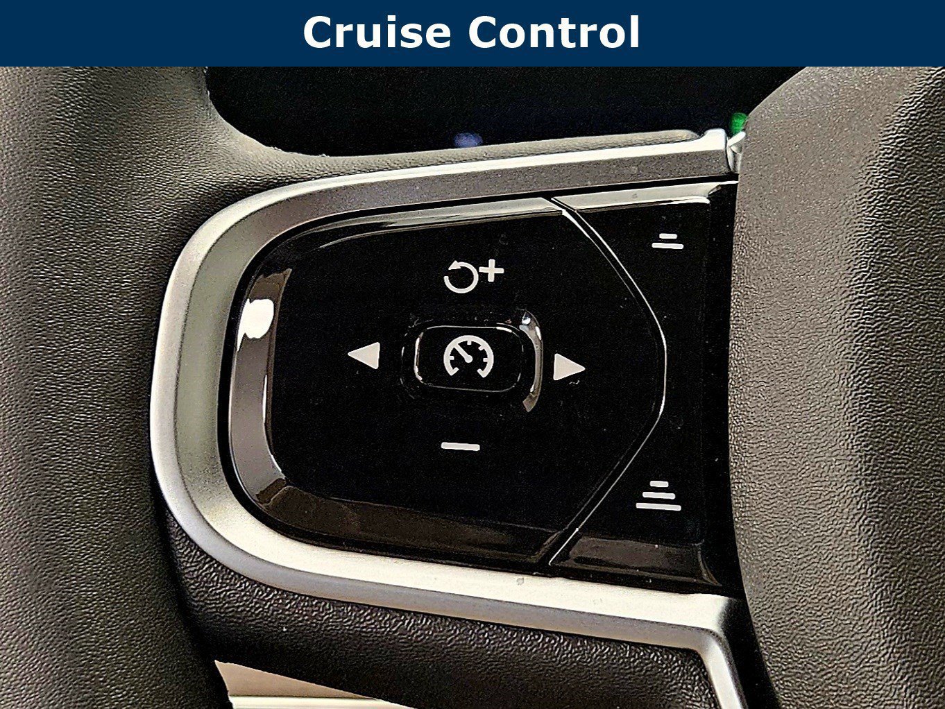 New 2026 Volvo XC90 T8 Plus w/ Protection Package AWD/4WD image 37