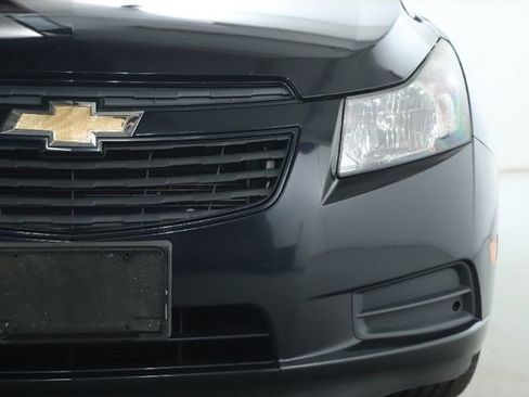 Used 2013 Chevrolet Cruze LT w/ Spring Special Edition image 7