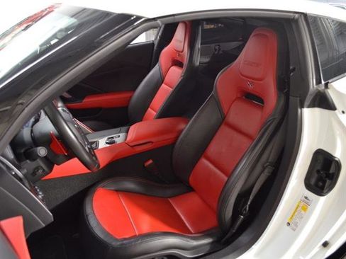 Used 2019 Chevrolet Corvette Z06 image 11