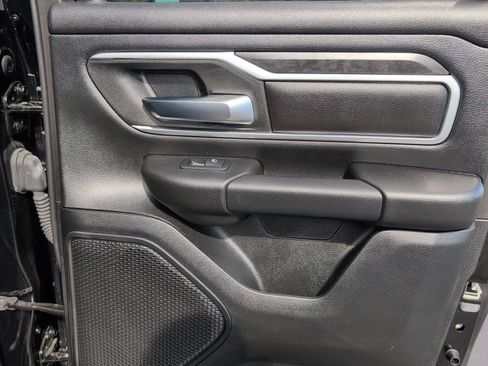 Used 2023 RAM 1500 Big Horn AWD/4WD image 39