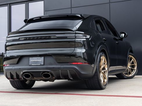 Certified 2024 Porsche Cayenne Turbo GT image 11