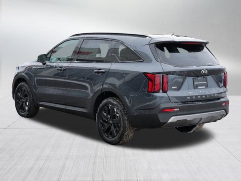Certified 2021 Kia Sorento S w/ Panoramic Sunroof Package image 5