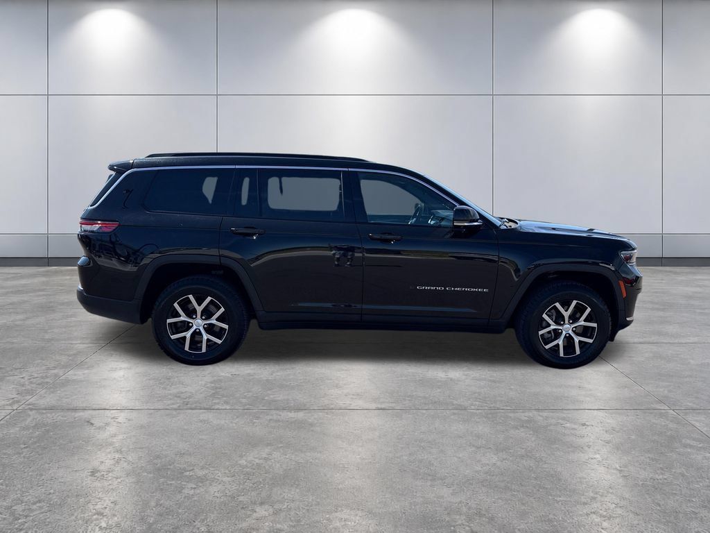 Used 2024 Jeep Grand Cherokee L Limited w/ Luxury Tech Group II AWD/4WD image 6