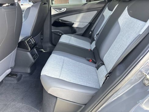 New 2026 Volkswagen ID.4 Pro RWD image 13